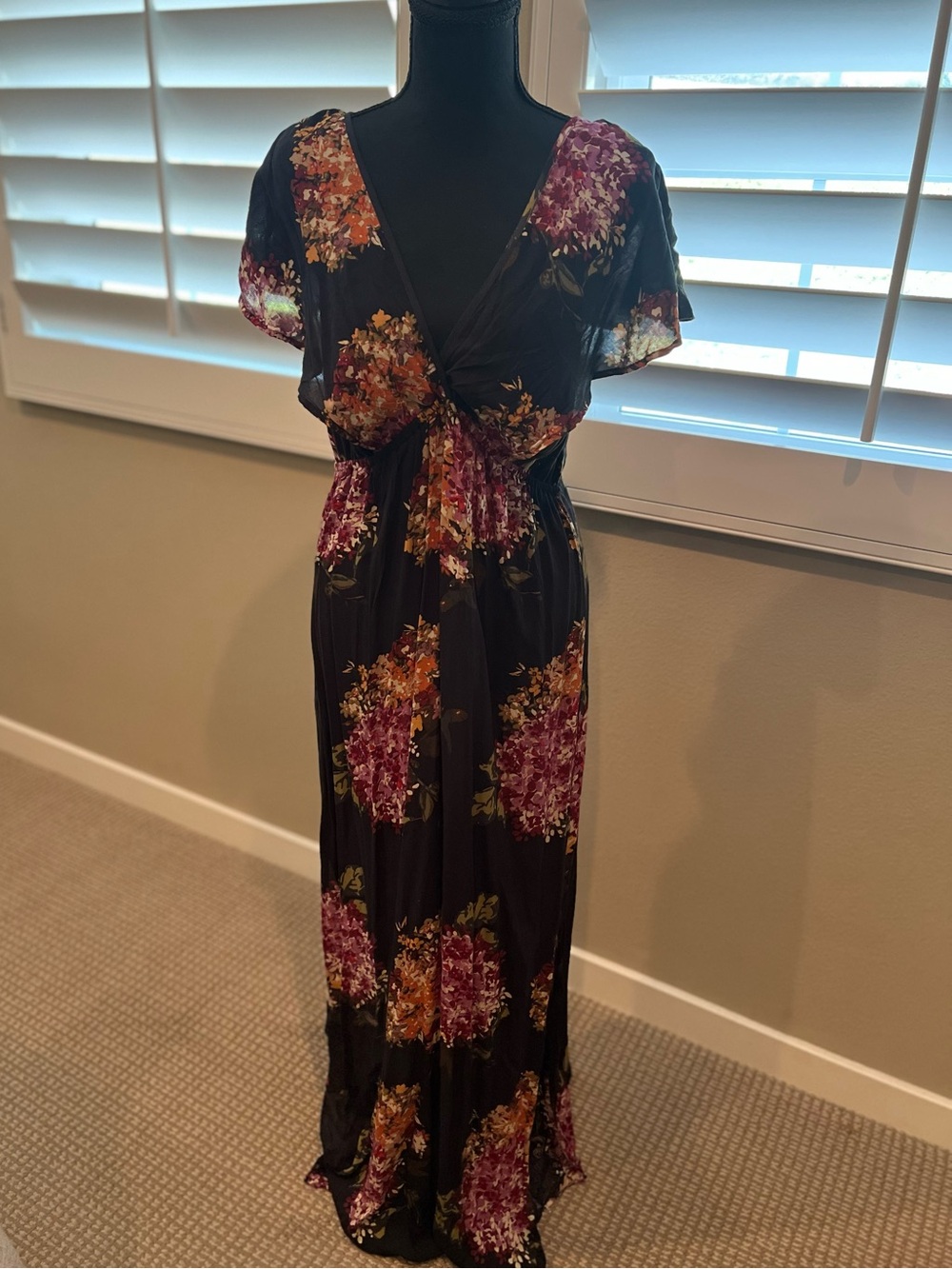 NWOT LOVESTITCH Black Floral Maxi Dress